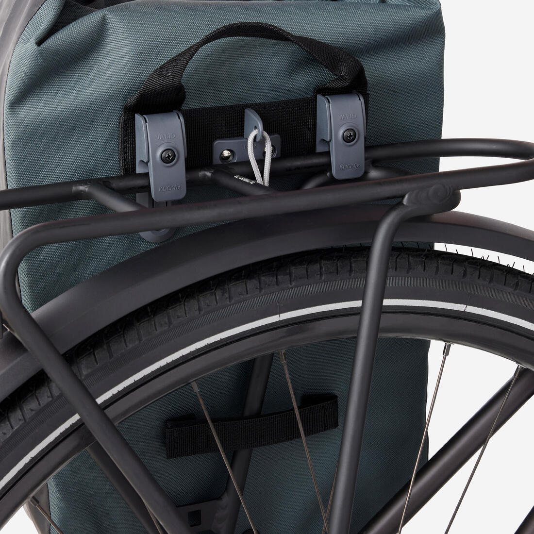 ALFORJA 500 PARA PARRILLAS BICI GRIS OSCURO 20 L IMPERMEABLE - Image 5