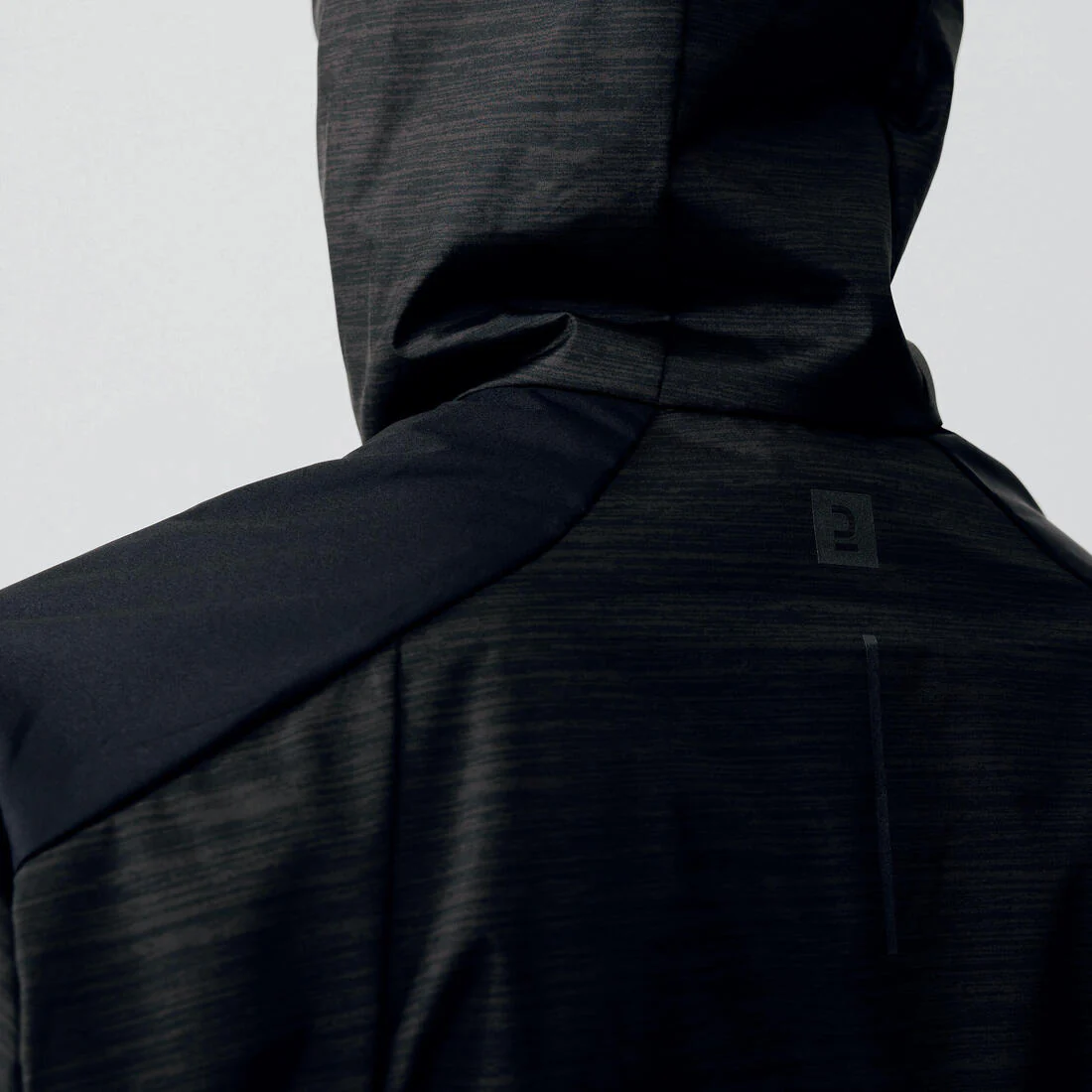 CHAQUETA IMPERMEABLE DE RUNNING HOMBRE KIPRUN RUN 100 NEGRO - Image 4