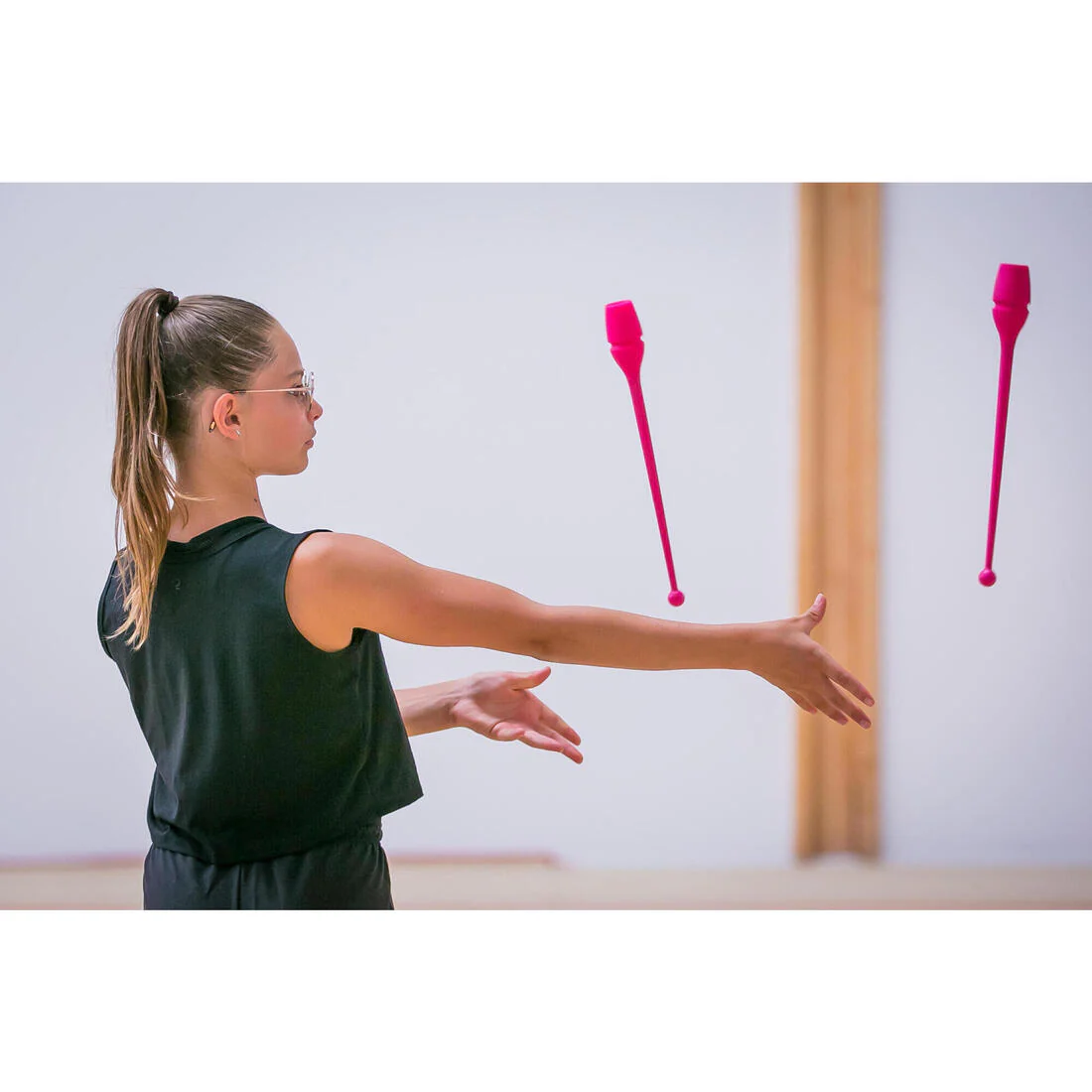 CLAVAS GIMNASIA RÍTMICA ROSADO ACOPLABLES 36 CM - Image 5