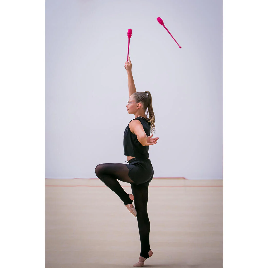 CLAVAS GIMNASIA RÍTMICA ROSADO ACOPLABLES 36 CM - Image 8