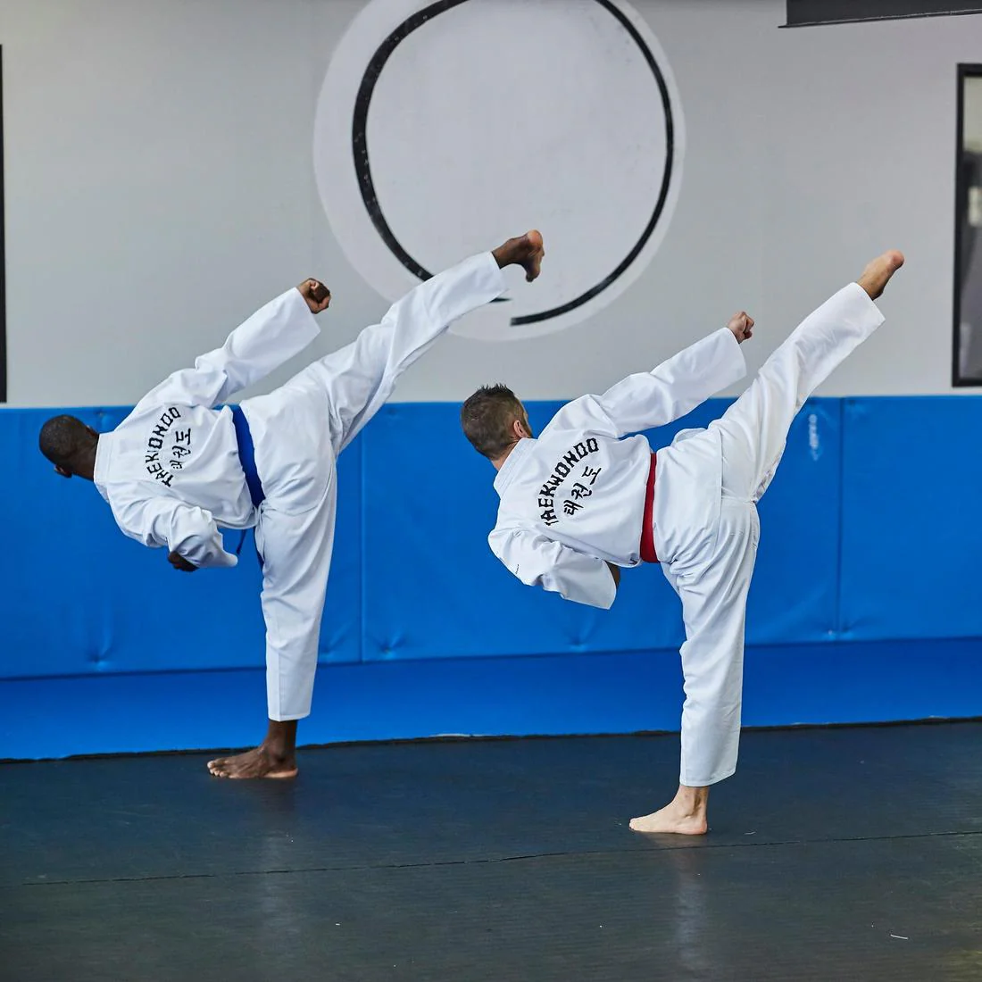 DOBOK DE TAEKWONDO DE ADULTO BLANCO 500 - Image 13