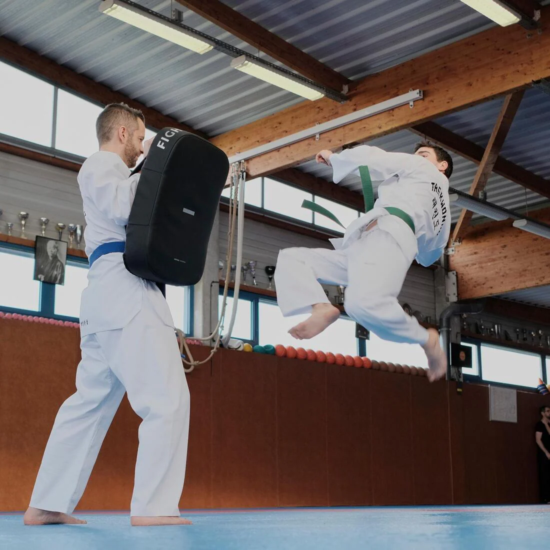 DOBOK DE TAEKWONDO DE ADULTO BLANCO 500 - Image 14