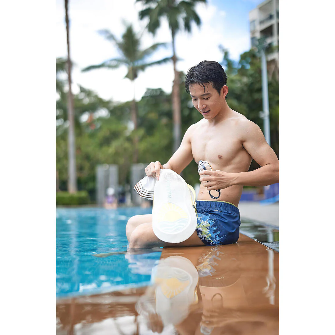FUNDA NATACIÓN TRANSPARENTE IMPERMEABLE 6 L - Image 13