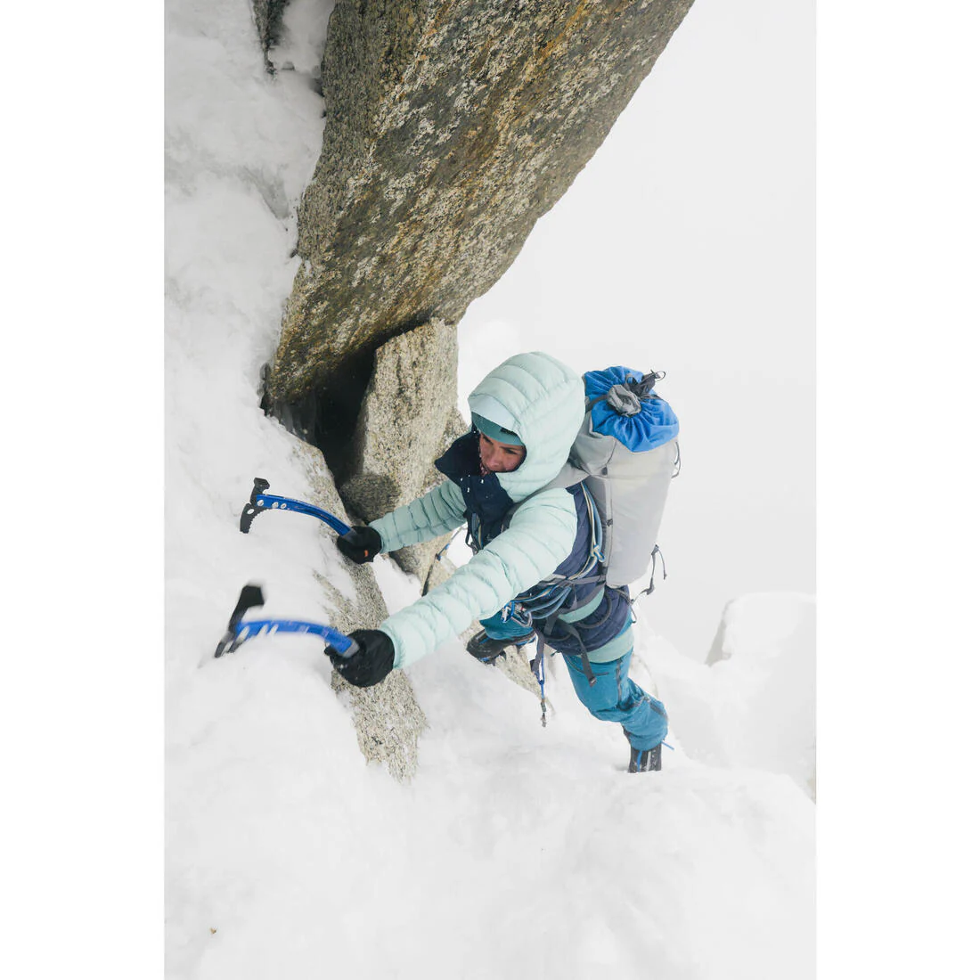 Chaqueta acolchada Plumón Alpinismo Mujer - Azul marino/azul ártico - Image 10