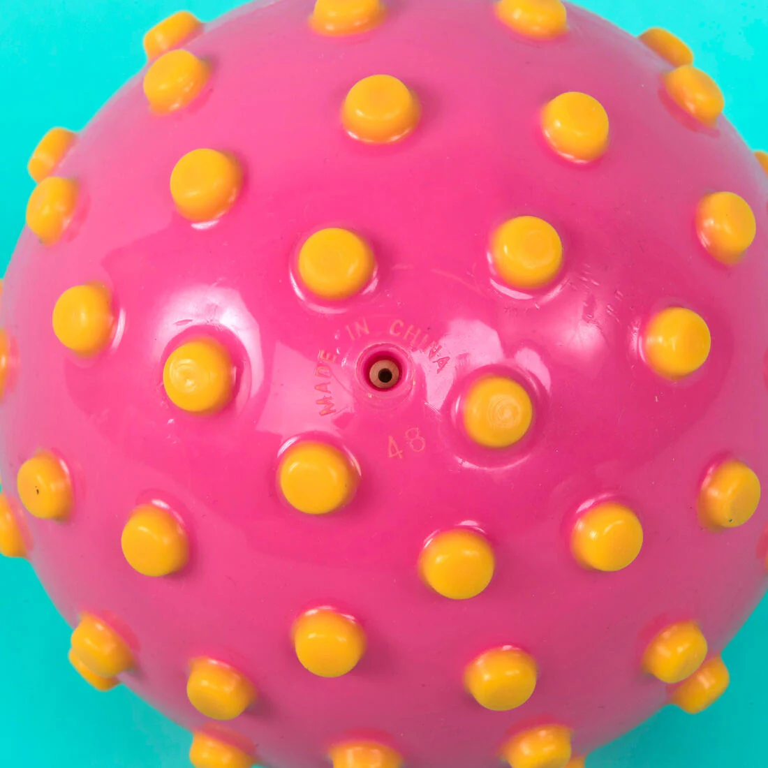 Pelota Chica para Juegos Acuáticos - Image 3