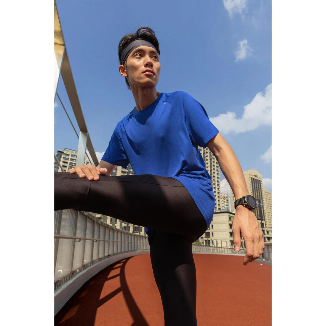 T-shirt de running sans coutures homme - kiprun run 500 confort noir - Image 20