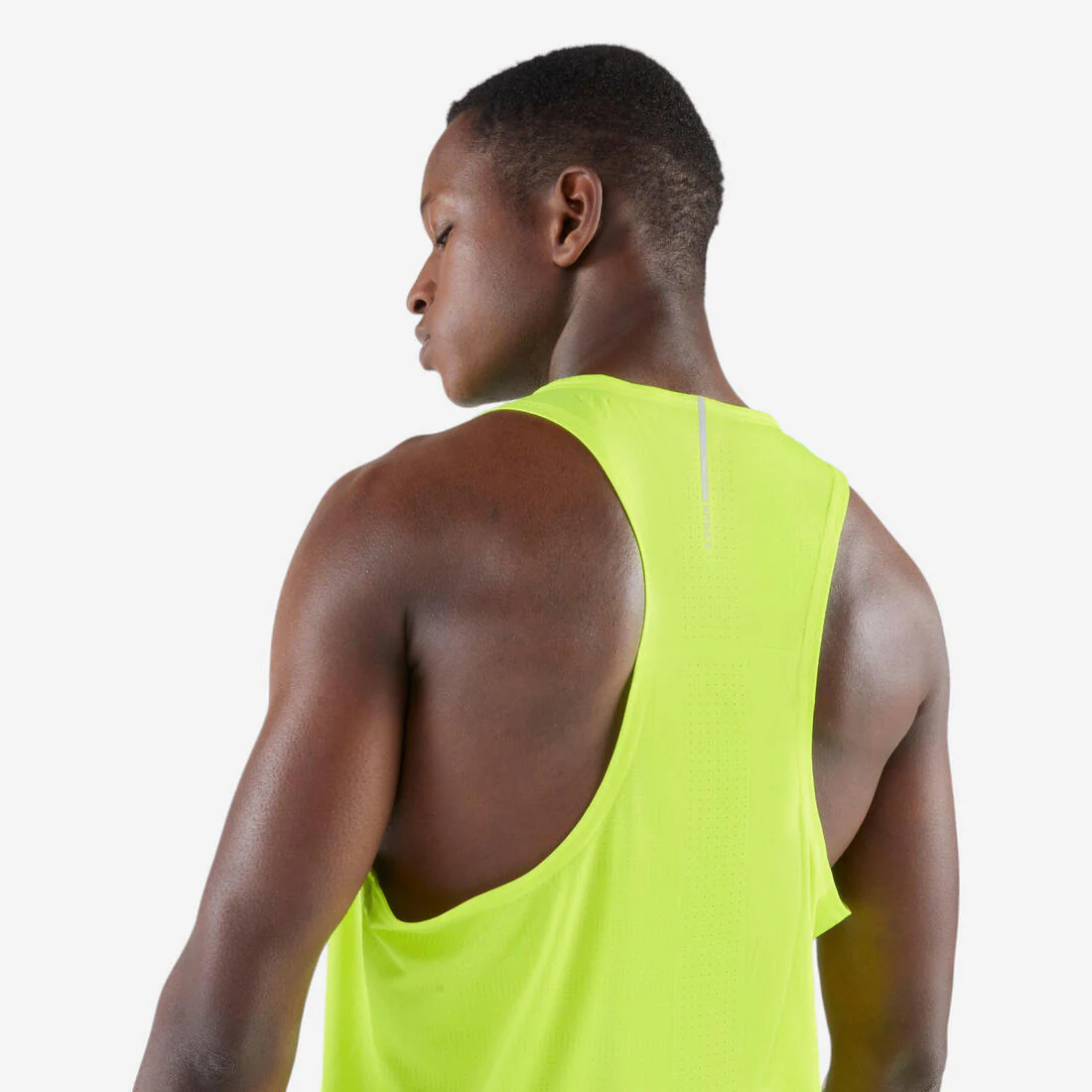 POLERA SIN MANGAS DE RUNNING 900 LIGHT - Image 10