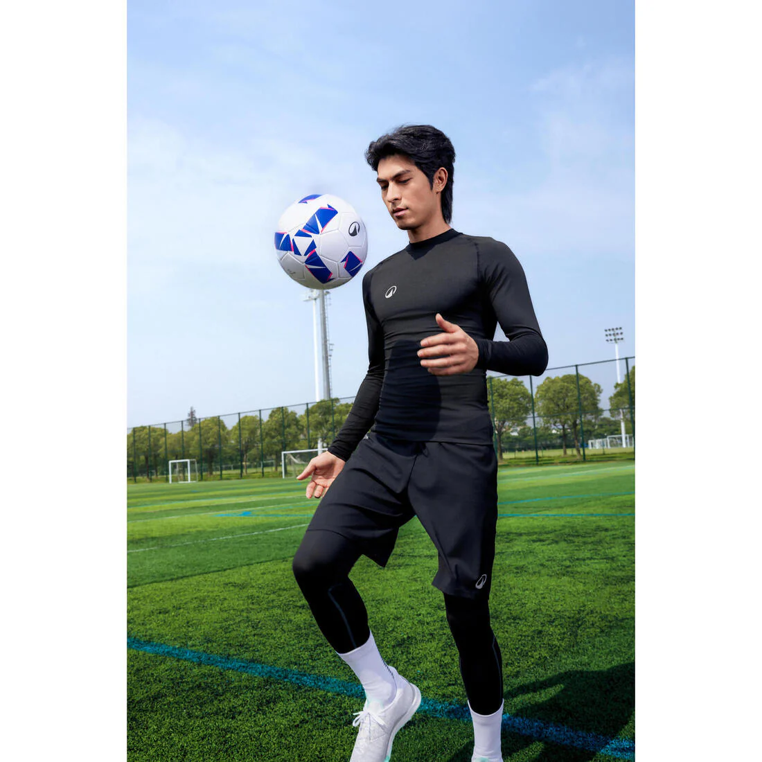 PRIMERA CAPA DE FÚTBOL ADULTO KEEPCOMFORT 100 NEGRO - Image 8