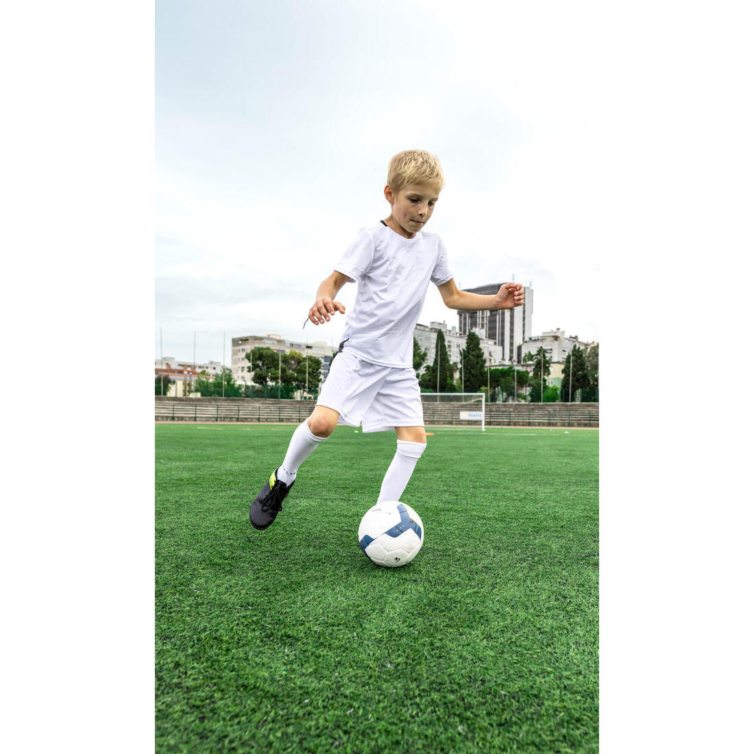 SHORTS DE FÚTBOL NIÑO ESSENTIEL - Image 14