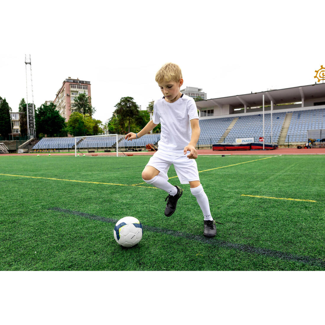SHORTS DE FÚTBOL NIÑO ESSENTIEL - Image 17