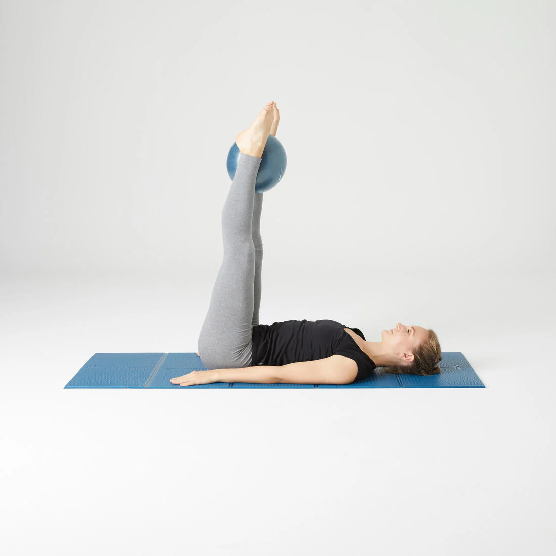 Pelota de Pilates Soft Ball 240 mm - Postura y Estabilidad - Image 14